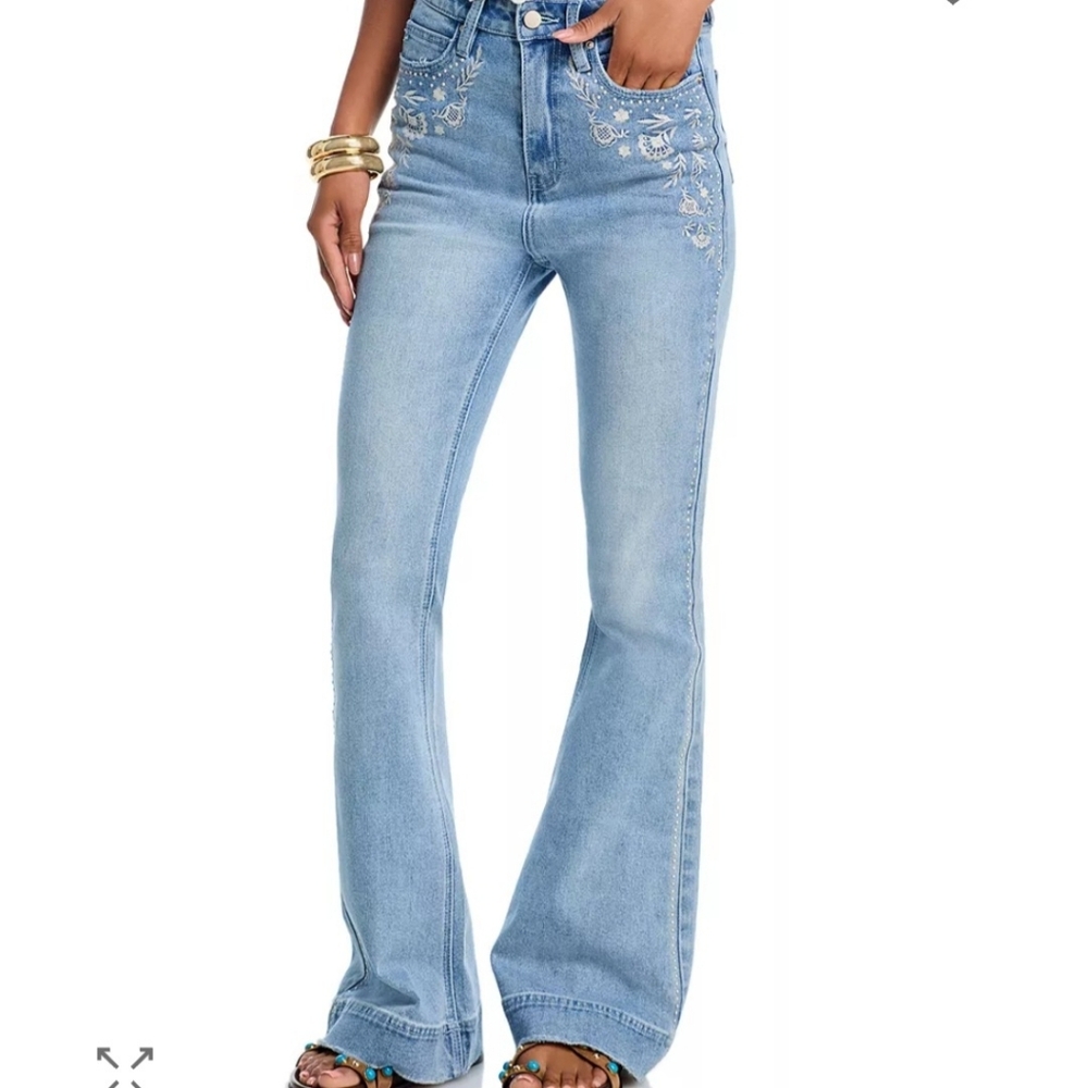 NEW Aqua x Ava Phillippe Embroidered Studded High Rise Light Wash Flare Jeans